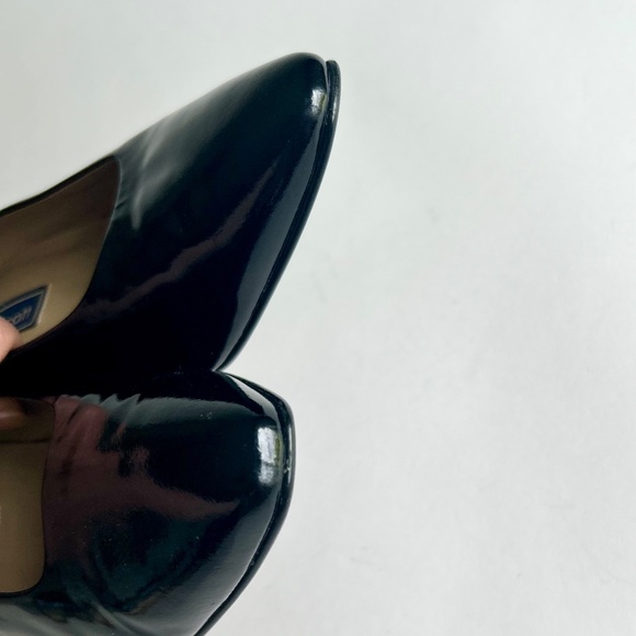 Laura Scott Black Patent Leather Classic Heels size 10 - Picture 13 of 16